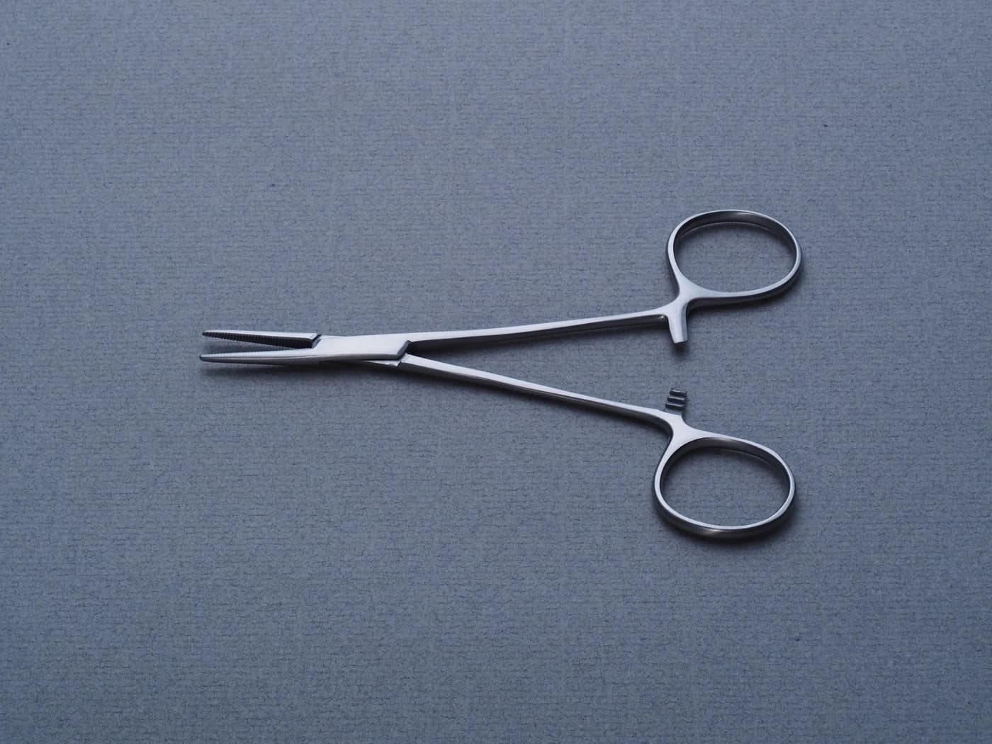 Reference photograph of Kelly artery forceps