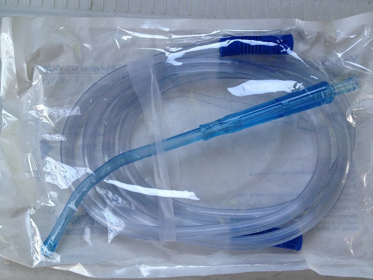 Reference photograph of Yankauer suction tip