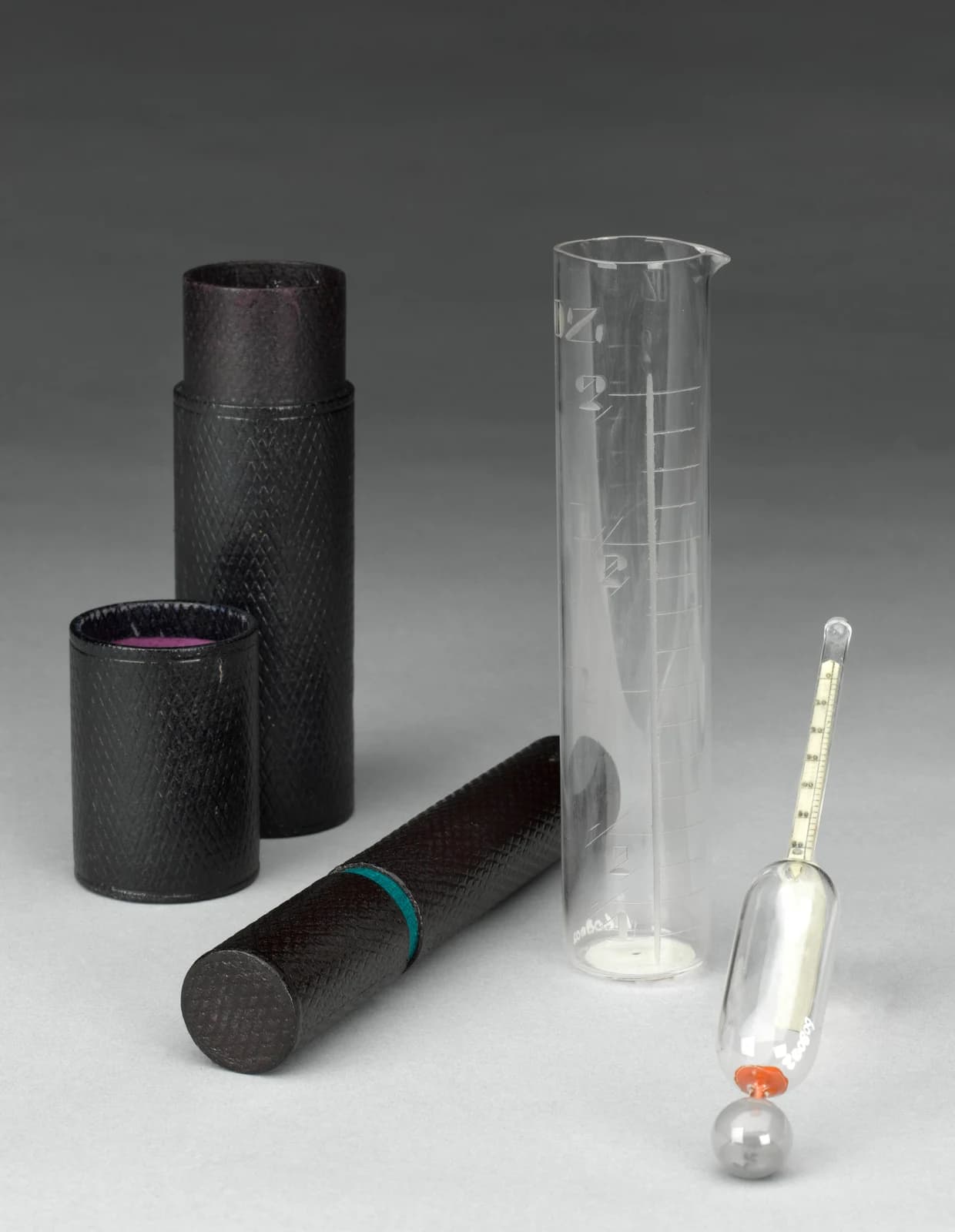 Urinometer with measuring cylinder — historical hydrometer reference