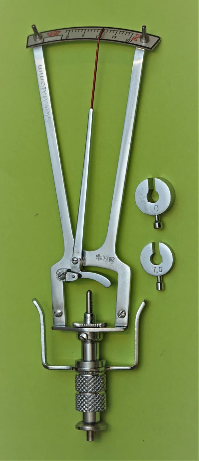 Schiøtz indentation tonometer — reference view