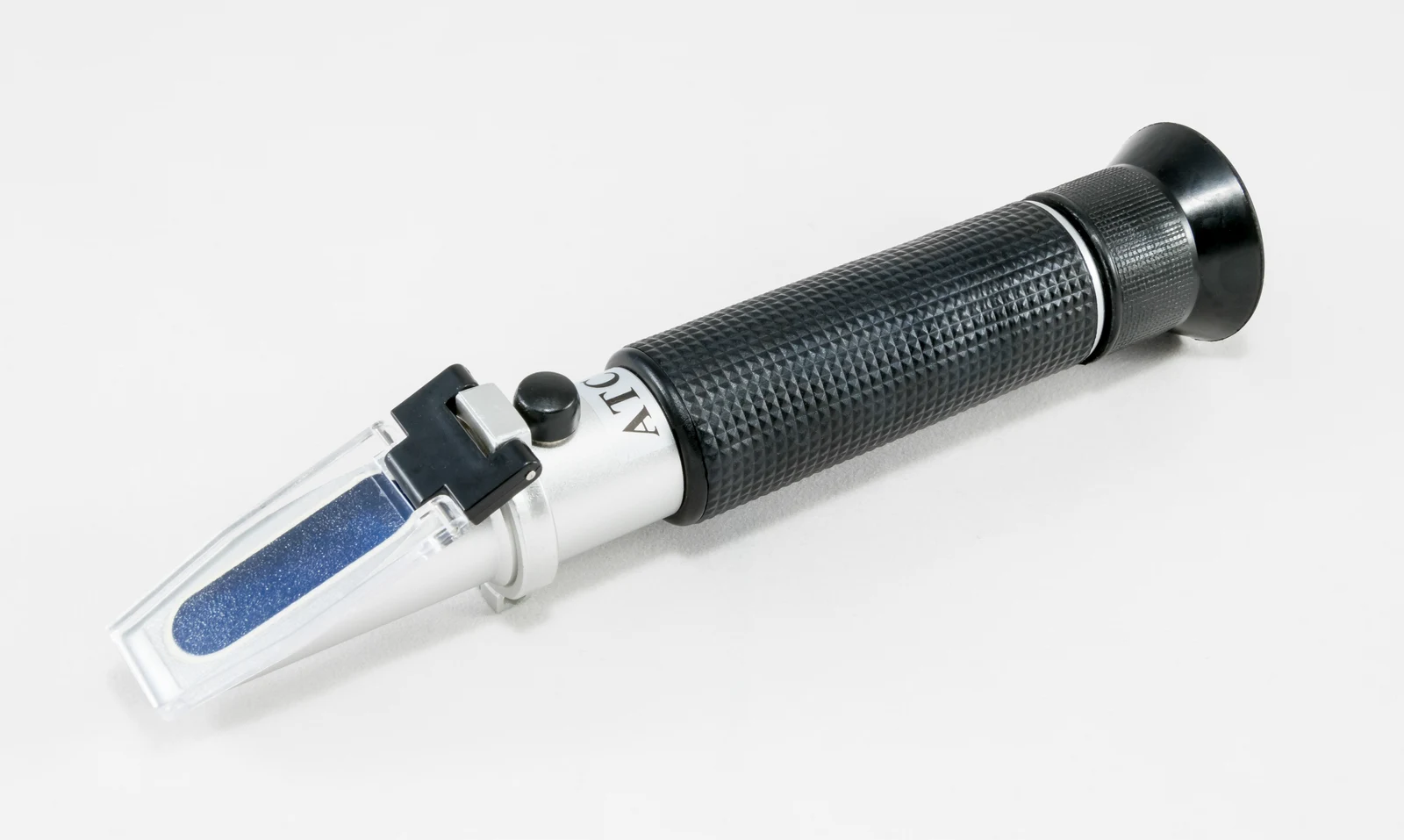 Handheld refractometer — reference view