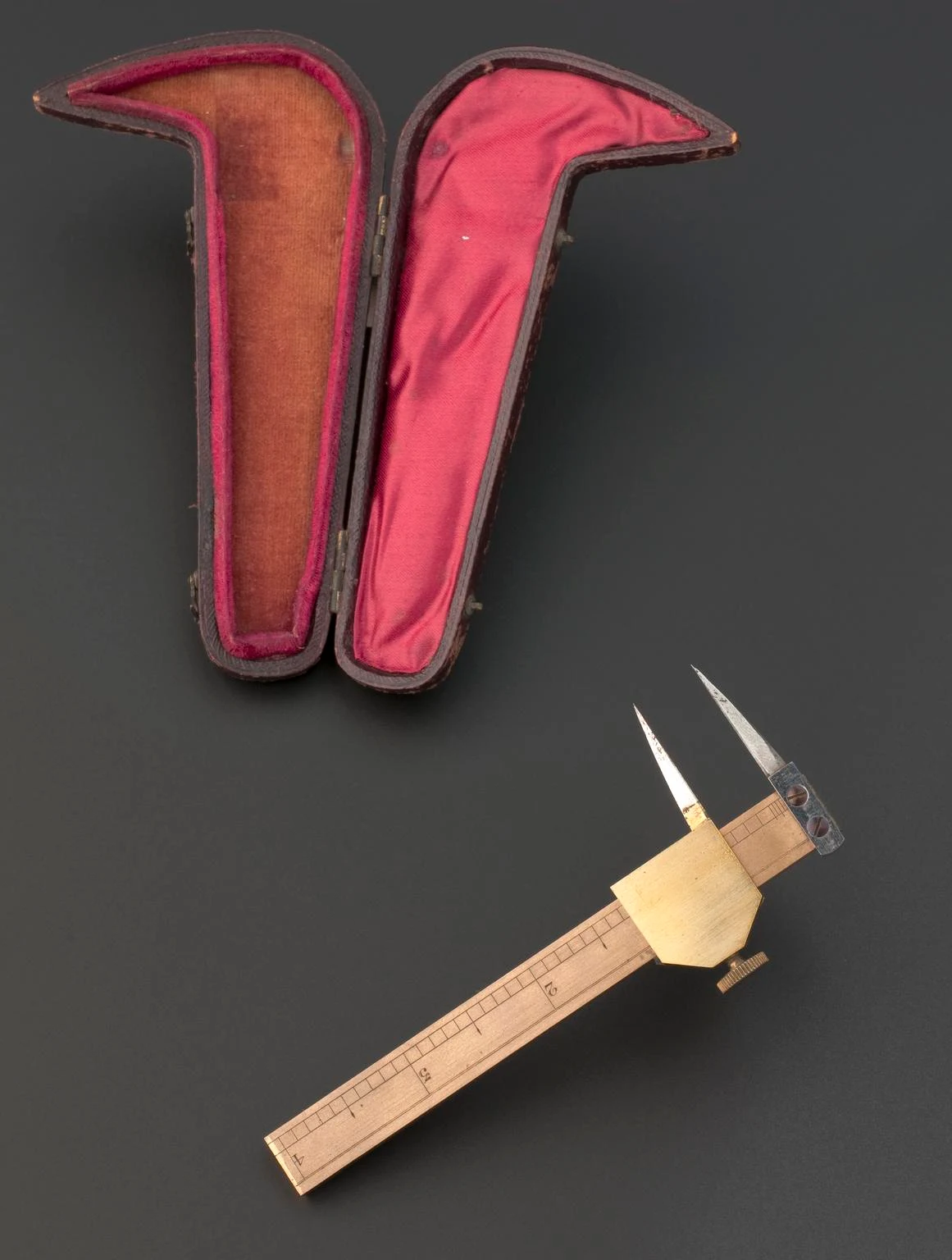 Aesthesiometer — reference view
