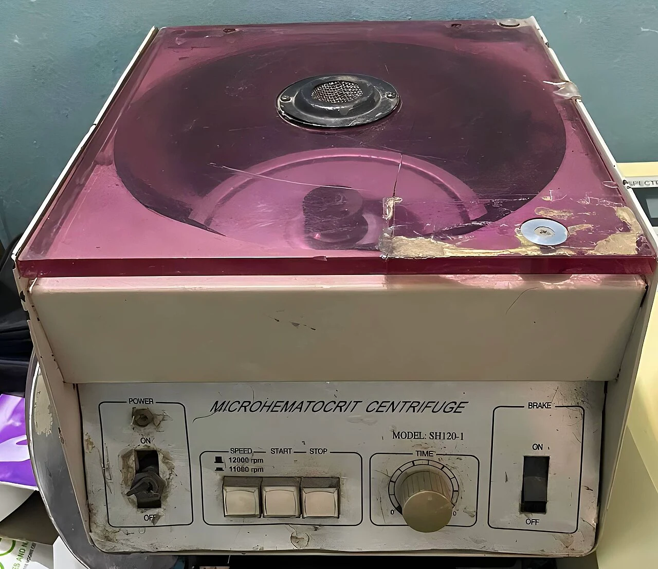 Microhaematocrit centrifuge — reference view