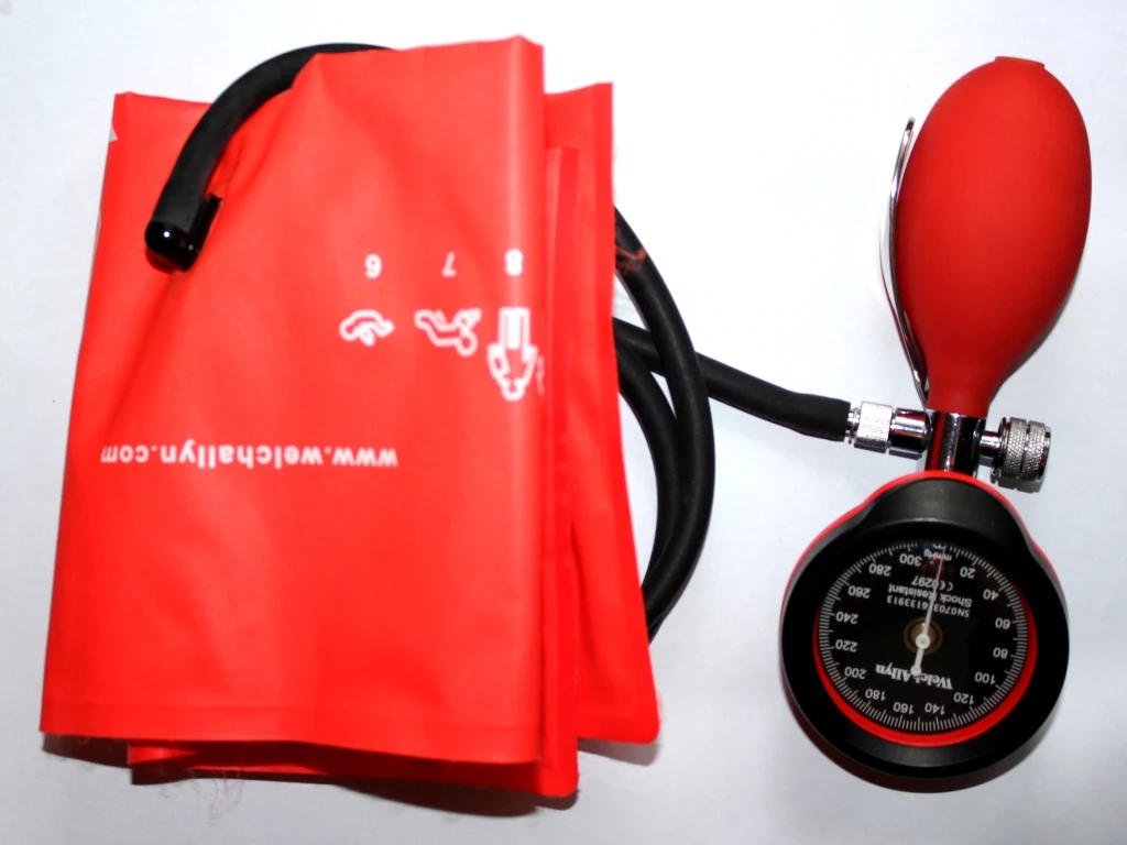 Sphygmomanometer — reference view